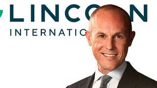 Lincoln International etablerade sig i Norden genom köpet av svenska Navigo Partners. Nu fungerar Stockholmskontoret som en landningsplatta för de internationella sektorteamen, säger Nordenchefen John Hamilton. Foto: Montage/Lincoln International.
