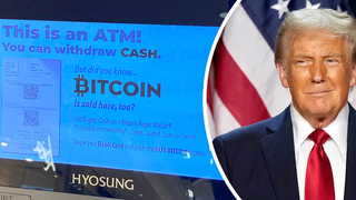 En bild på en uttagsautomat där det på skärmen står att du även kan köpa bitcoin, och en annan bild på en leende Donald Trump framför en amerikansk flagga.